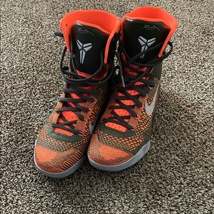 Men's Size 9 Kobe Elite